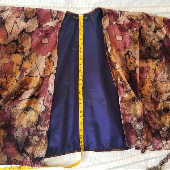 Rafael Sanchez Designer Kimono Style Capelet - Picture 9 of 13